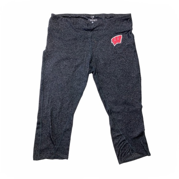 Colosseum Wisconsin Badgers Cropped Grey Workout Leggings - Picture 2 of 9